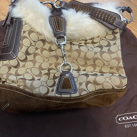 Coach Handbags - Coach signature handbag with fur lined opening